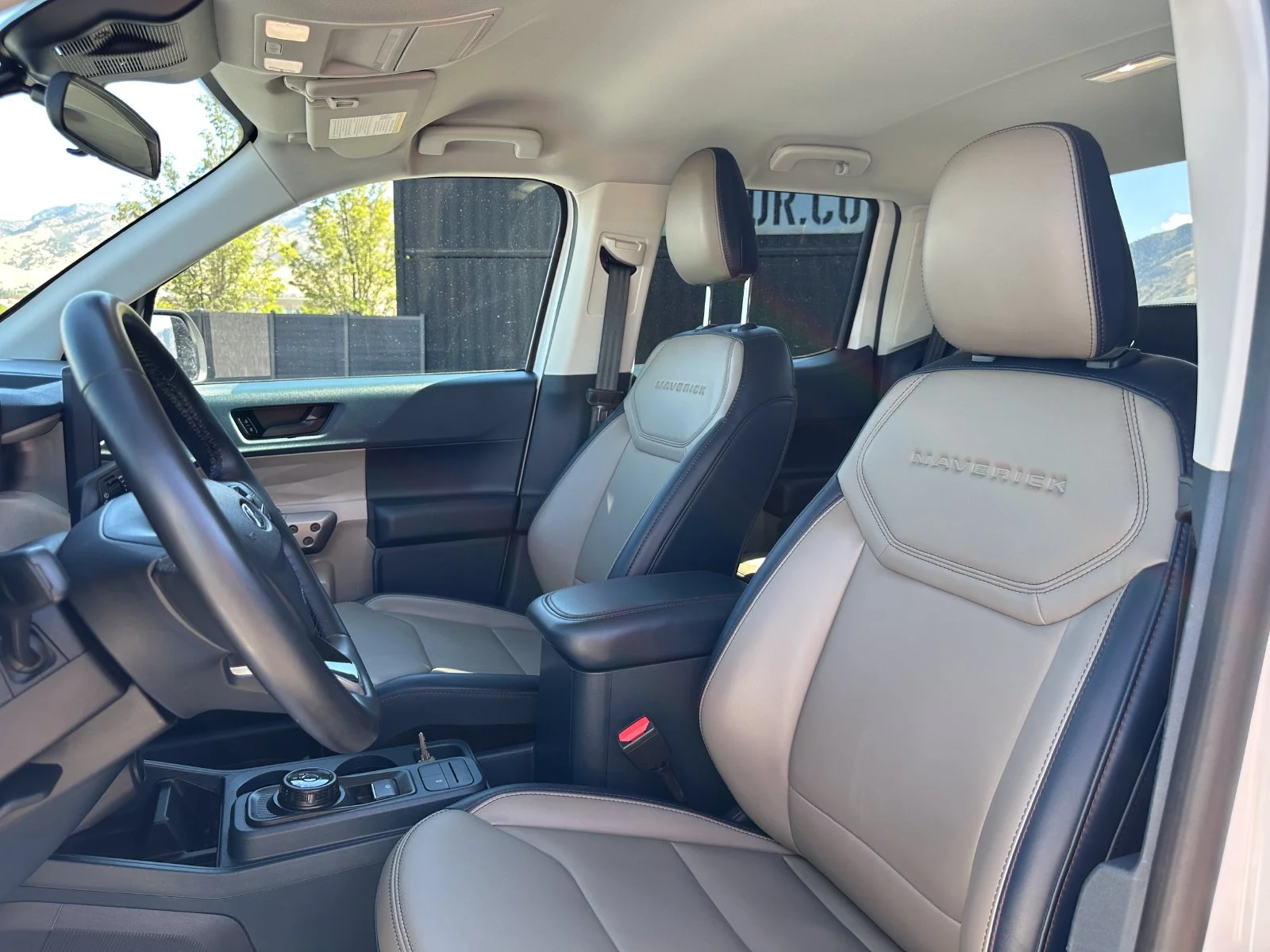 Used 2026 White Ford Lariat image 13