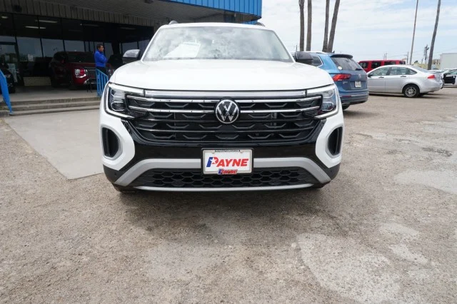New 2024  Volkswagen 2.0T Peak Edition SEL image 2