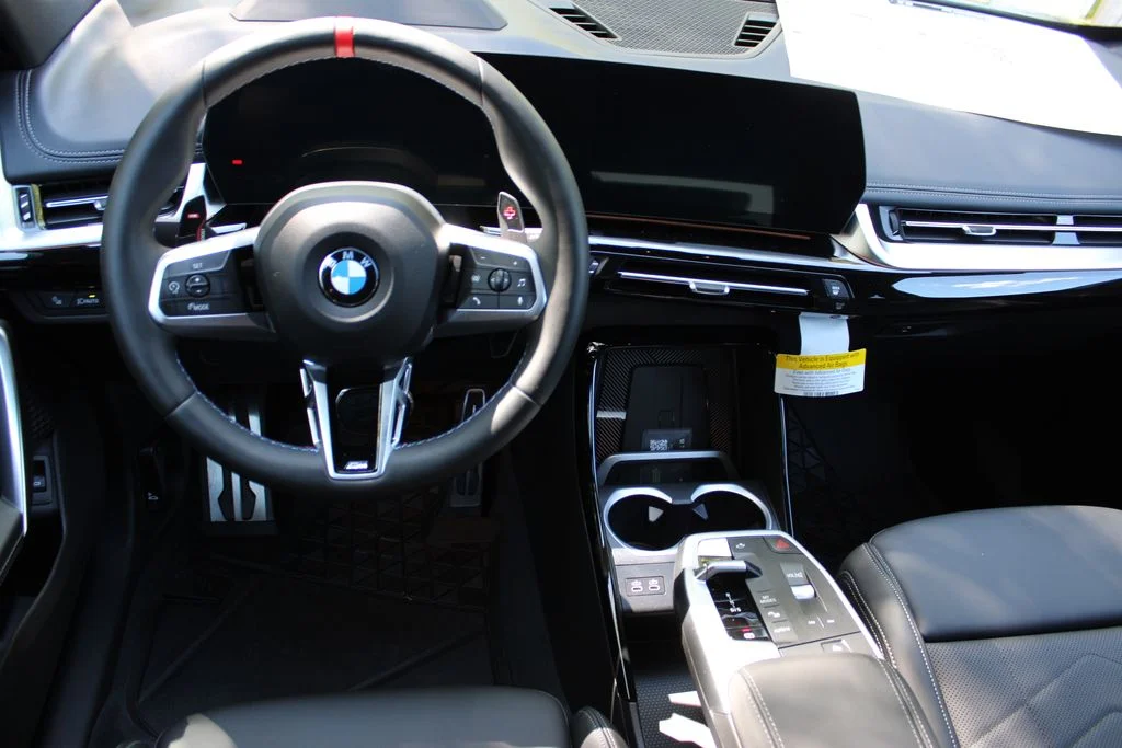 2026 BMW X1 M35i - Photo 10