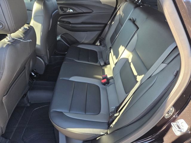 New 2026 Mosaic Black Metallic Chevrolet ACTIV image 7