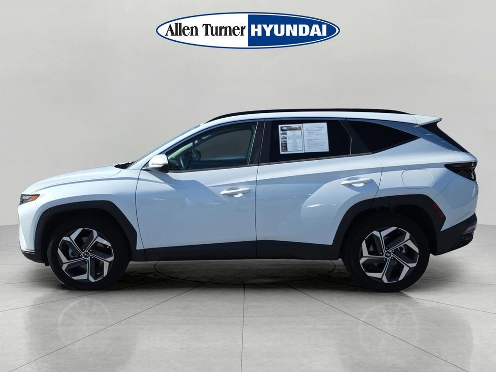 Used 2022 Quartz White Hyundai SEL image 5