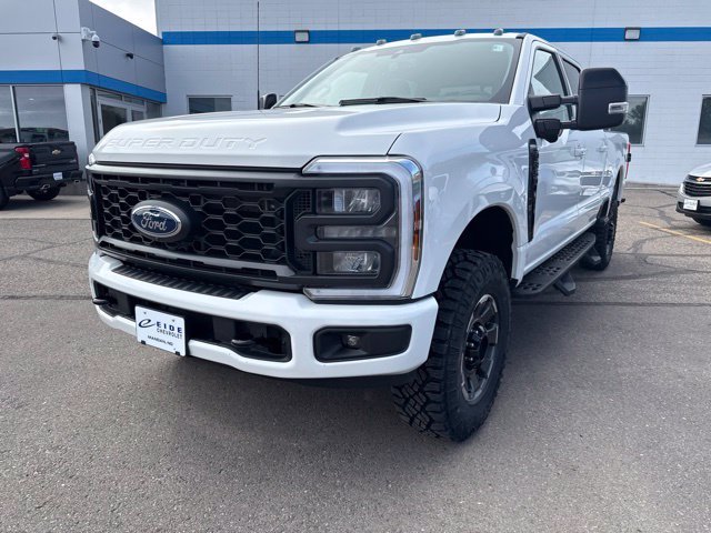 Used 2024 White Ford Lariat image 8