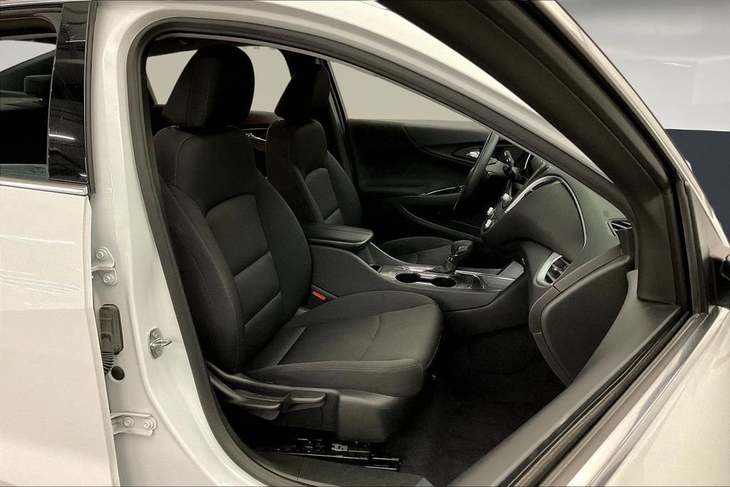 2024 Chevrolet Malibu 1LT - Photo 8
