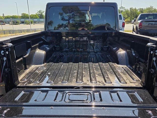 New 2026 Black Clear-Coat Exterior Paint Jeep Shadow Ops image 7