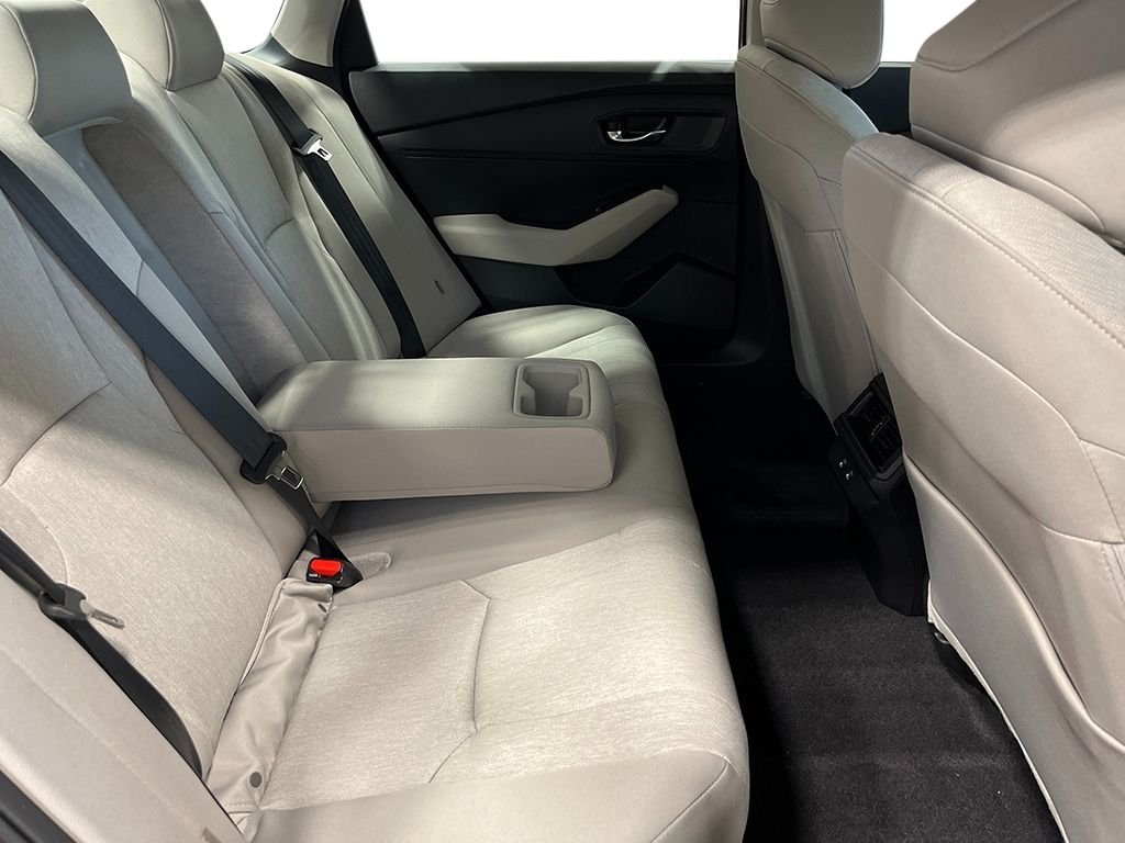 New 2026 Platinum White Pearl Honda LX image 24