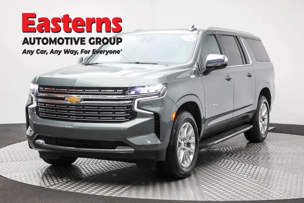 Used 2023 Green Chevrolet Premier image 1