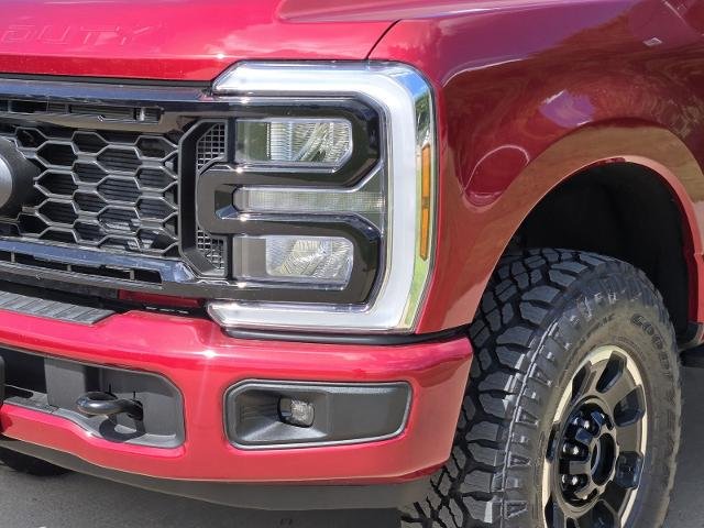 New 2026 Ruby Red Metallic Tinted Clearcoat Ford F-250® XLT image 25