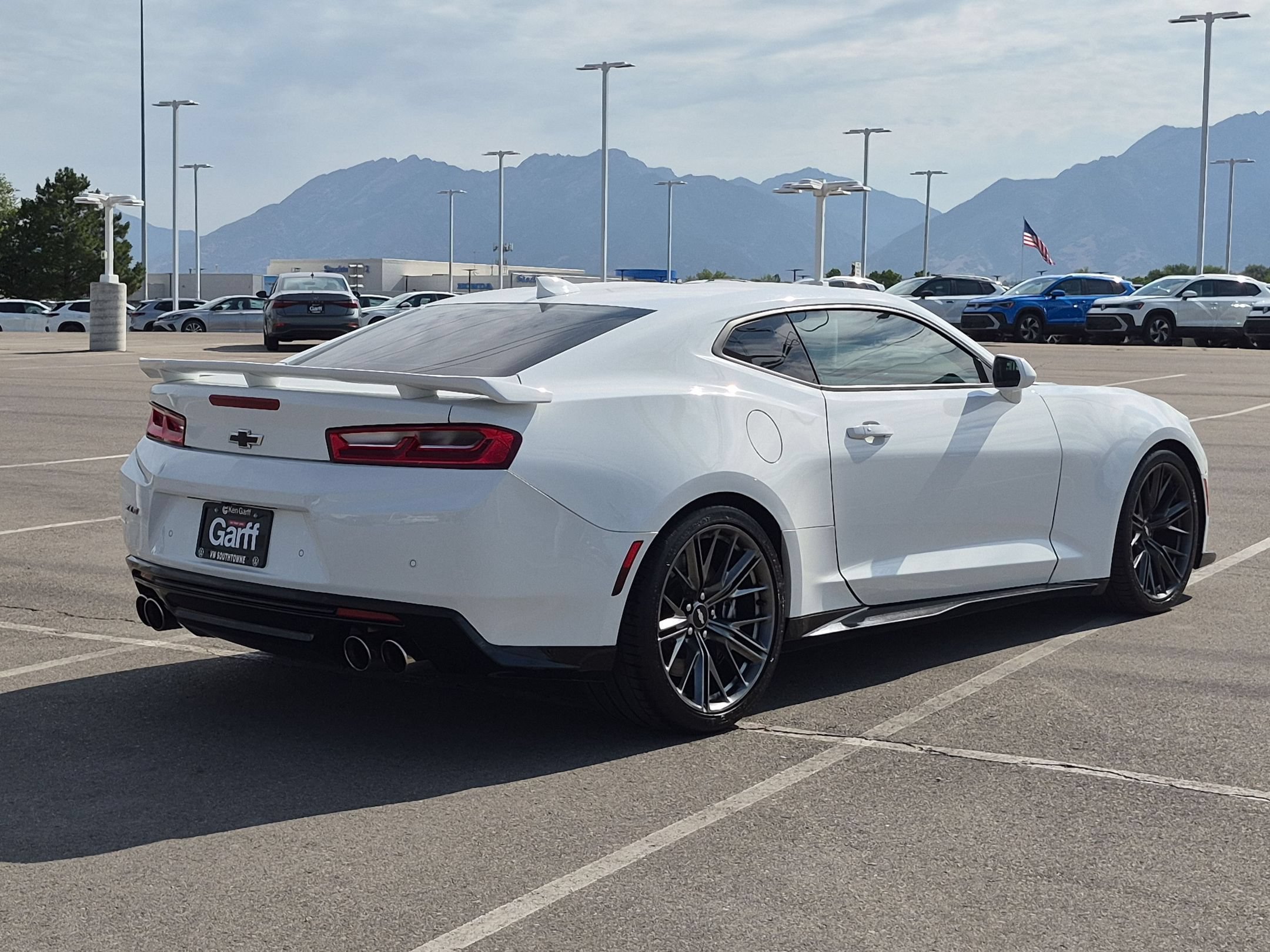 Used 2018 Summit White Chevrolet ZL1 image 3