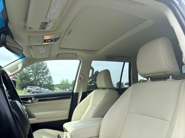 Used 2022 Gray Pearl Lexus 460 image 6