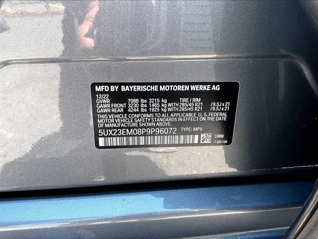 Used 2023 Gray BMW xDrive40i image 26