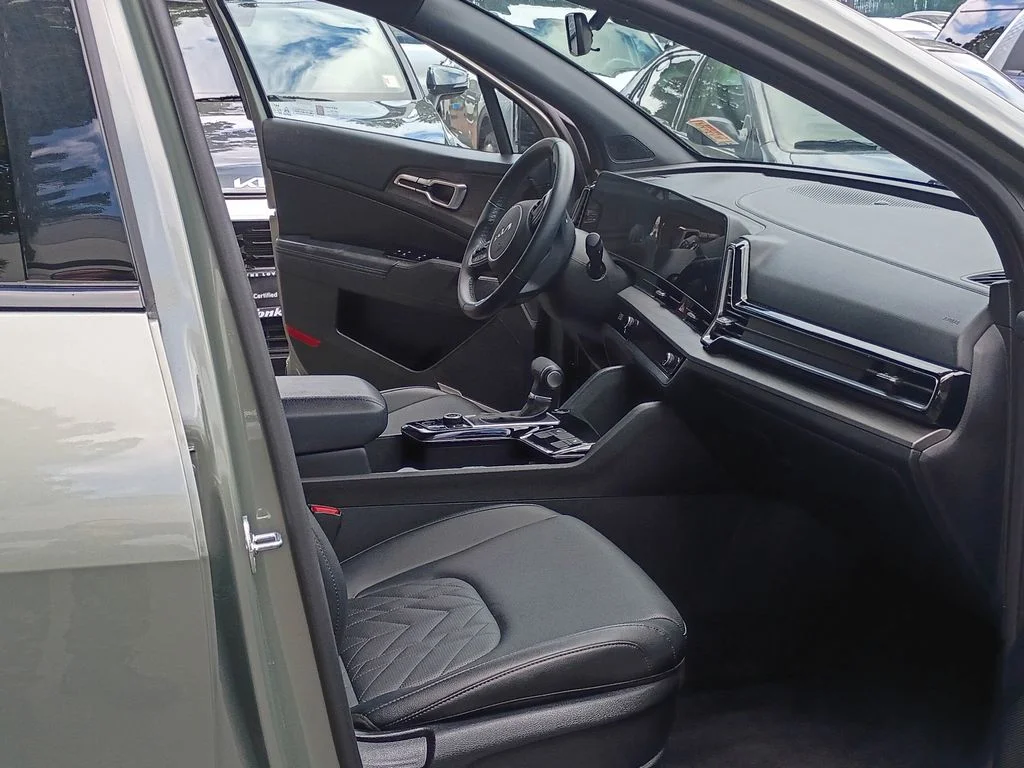 Certified Used 2025 Jungle Green Kia X-Line image 21