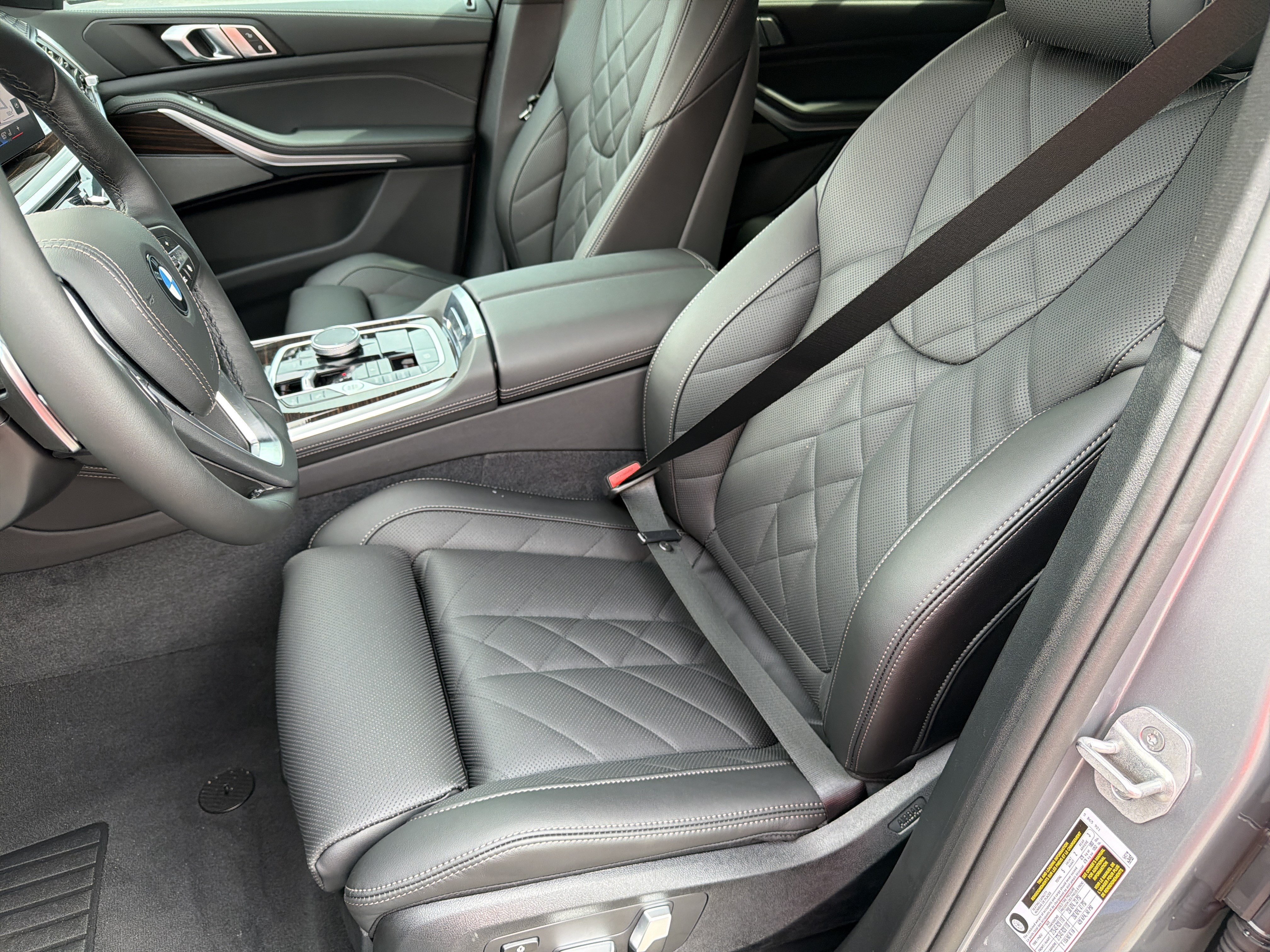 New 2026 Skyscraper Grey Metallic BMW sDrive40i image 18