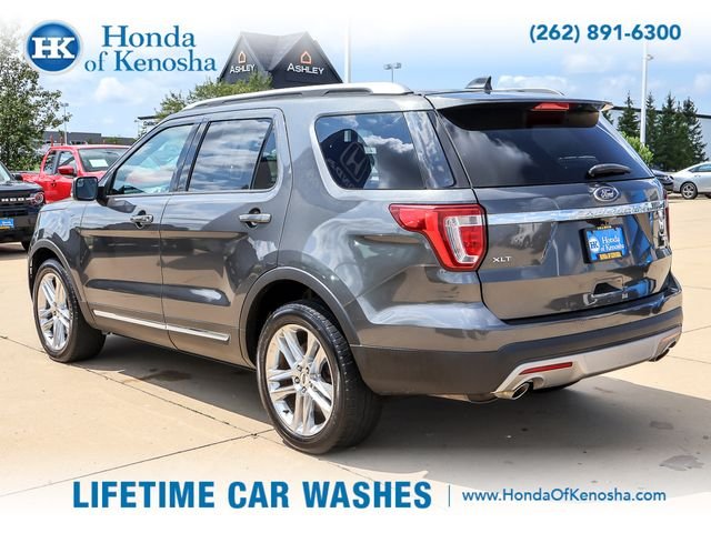 Used 2016 Magnetic Ford XLT image 3