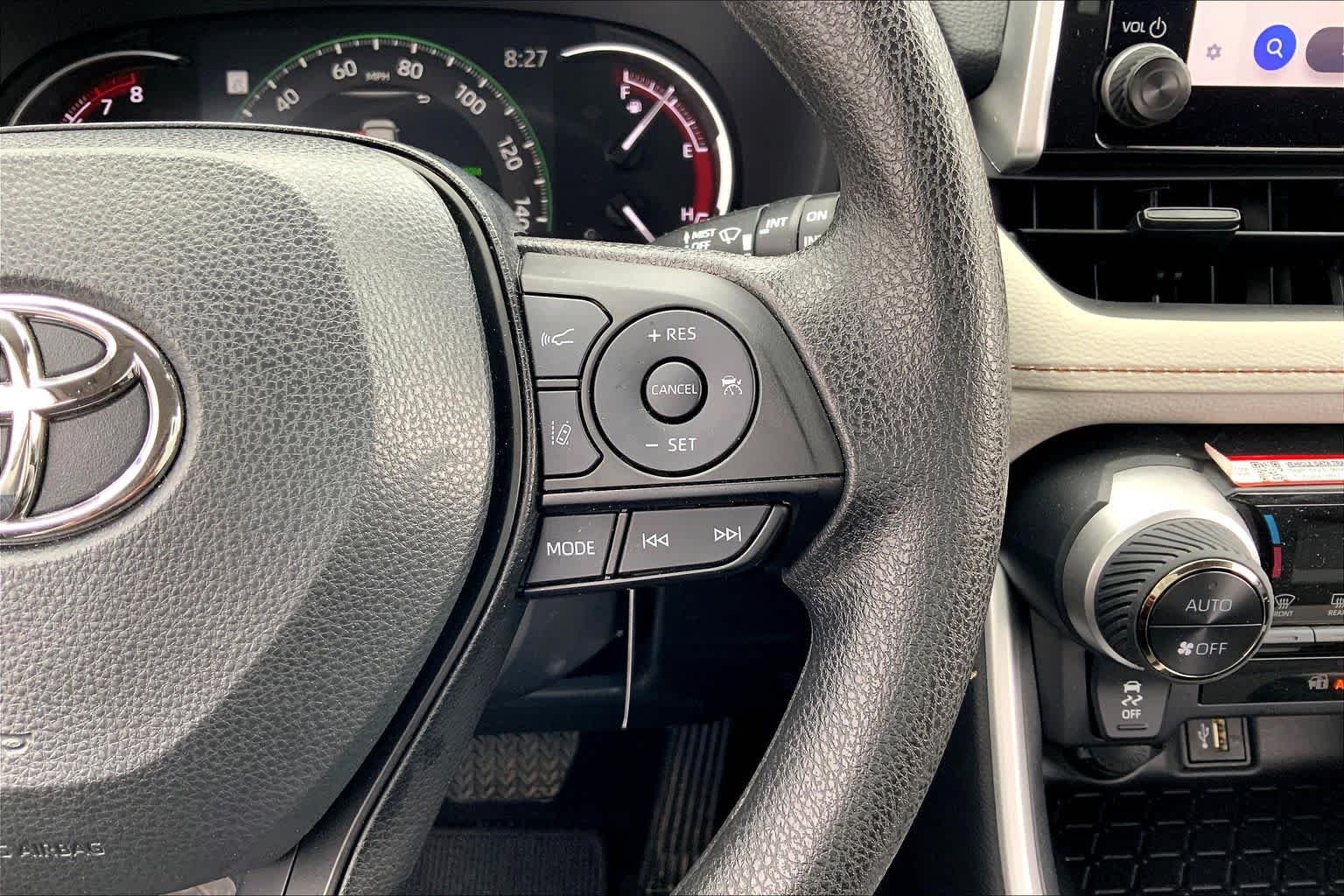 Used 2025 Midnight Black Metallic Toyota XLE image 24