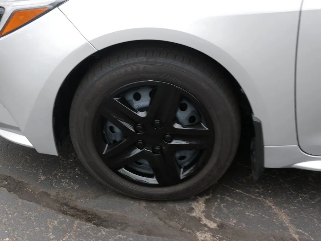 Certified Used 2025 Silver Toyota LE image 8