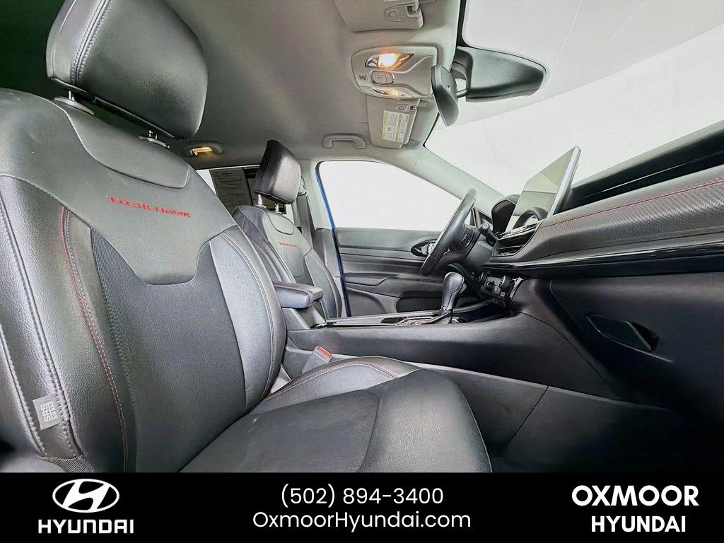 Used 2022 Laser Blue Pearlcoat Jeep Trailhawk image 27