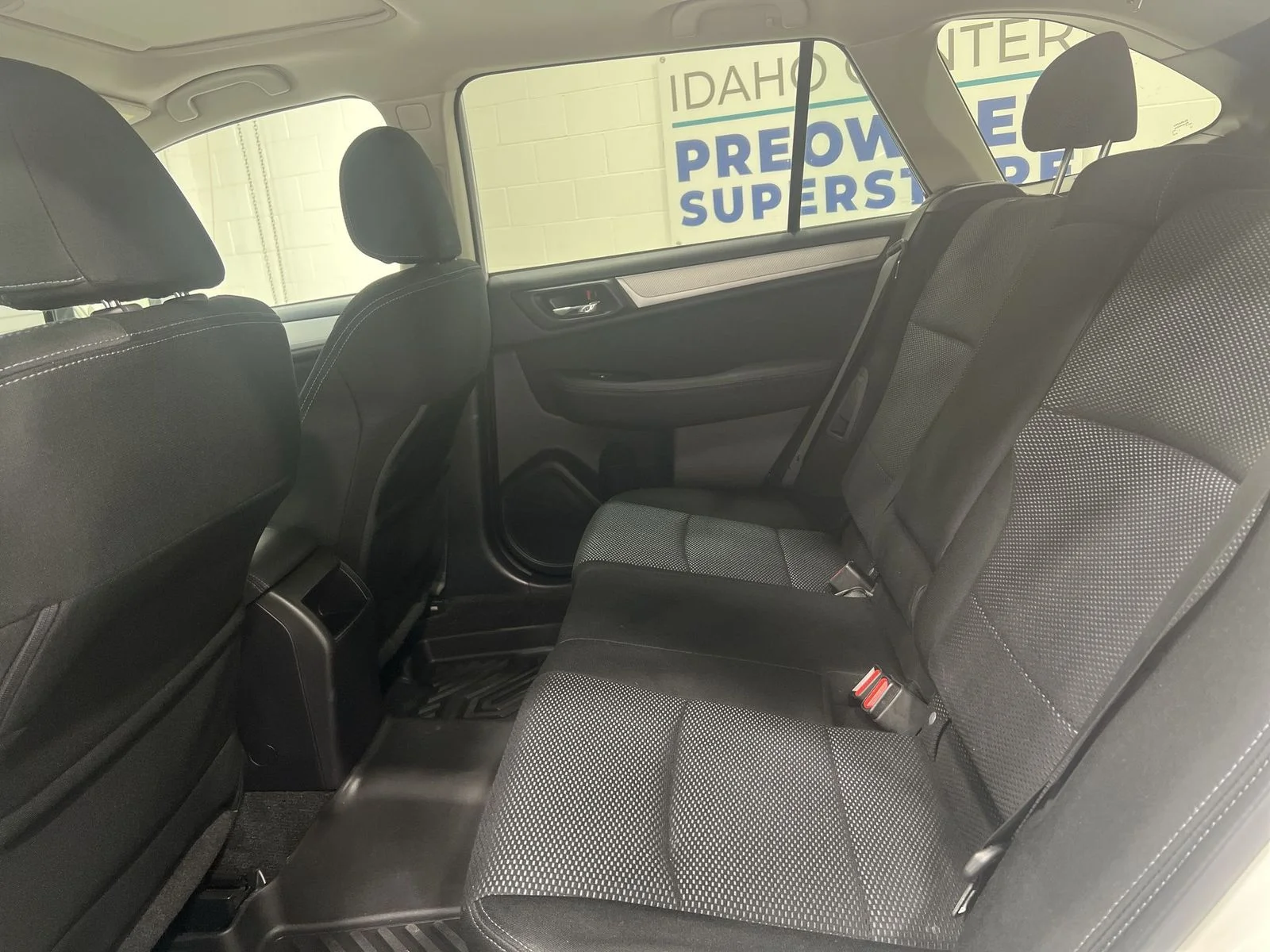 2015 Subaru Outback Premium - Photo 22