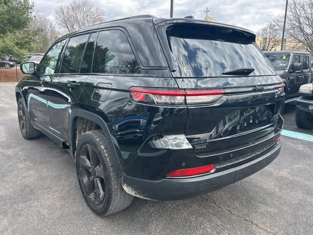 Used 2023 Black Jeep Limited image 3