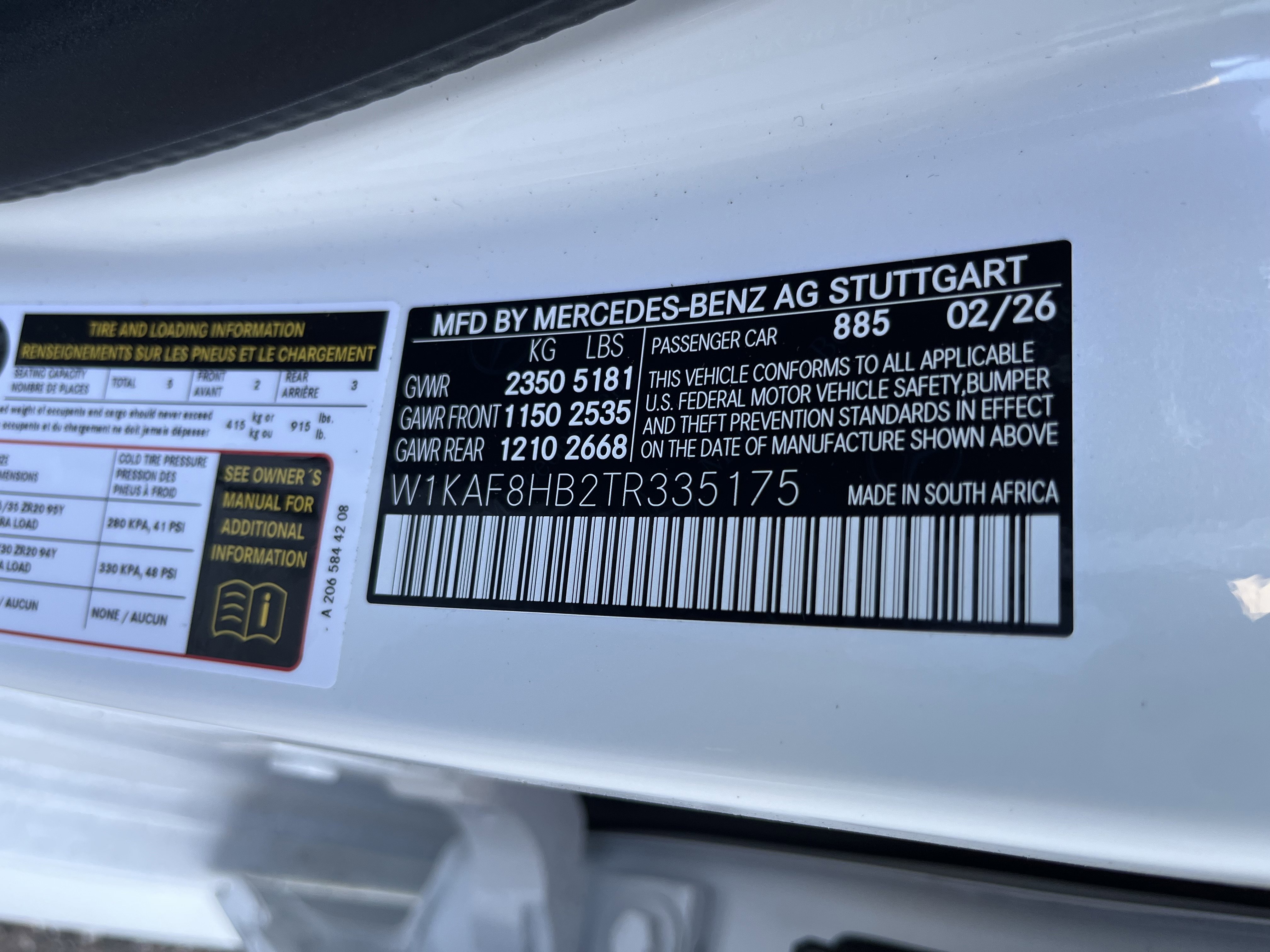 New 2026 MANUFAKTUR Moonlight White Metallic Mercedes-Benz AMG® C 43 image 29