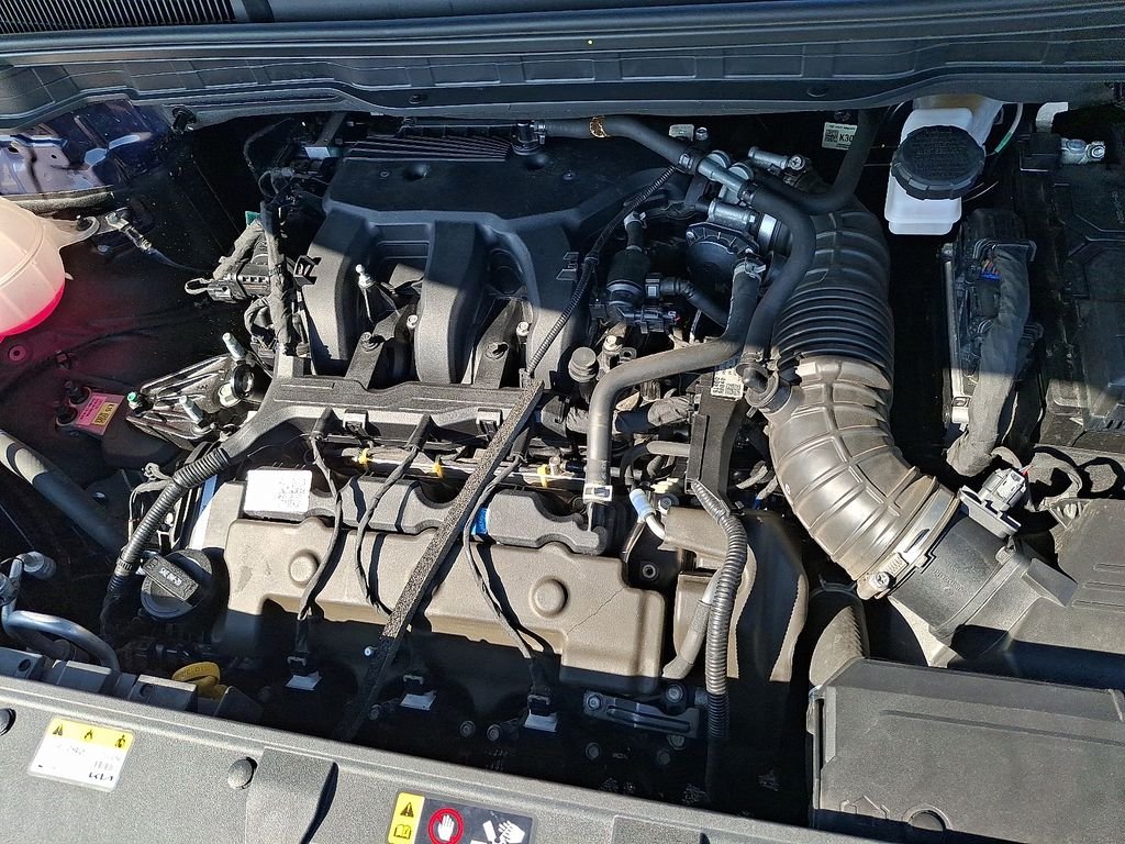 Certified Used 2025 Blue Kia LXS image 28