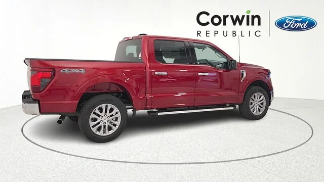 New 2026 Ruby Red Metallic Tinted Clearcoat Ford XLT image 31