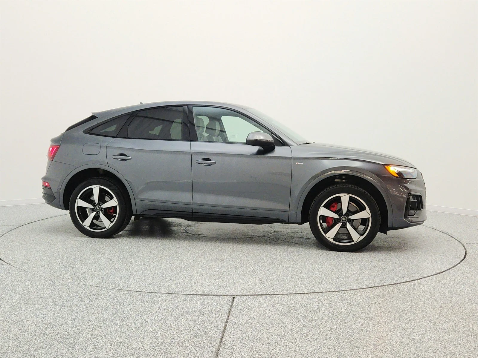 Used 2024 Daytona Gray Pearl Effect Audi S line Prestige 45 TFSI quattro image 4