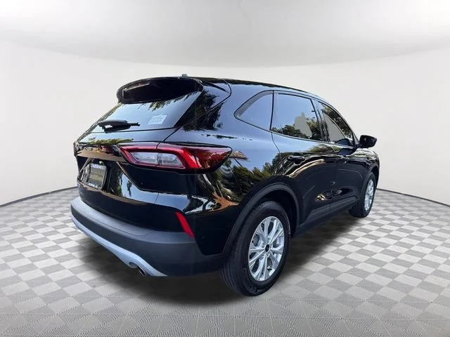 Used 2025 Black Ford Active image 5