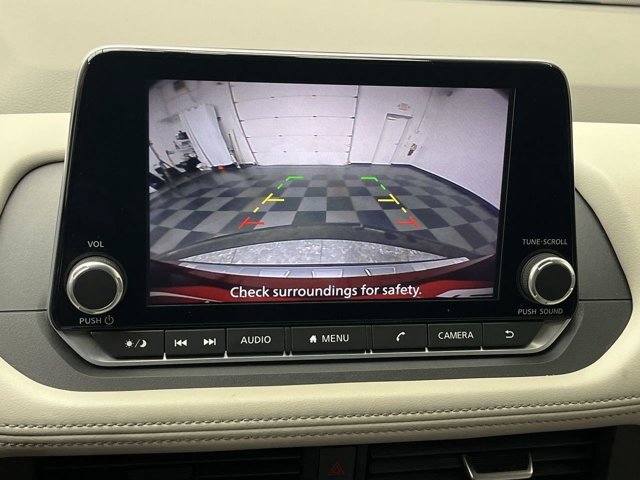 Used 2023 Scarlet Ember Tintcoat Nissan SV image 21