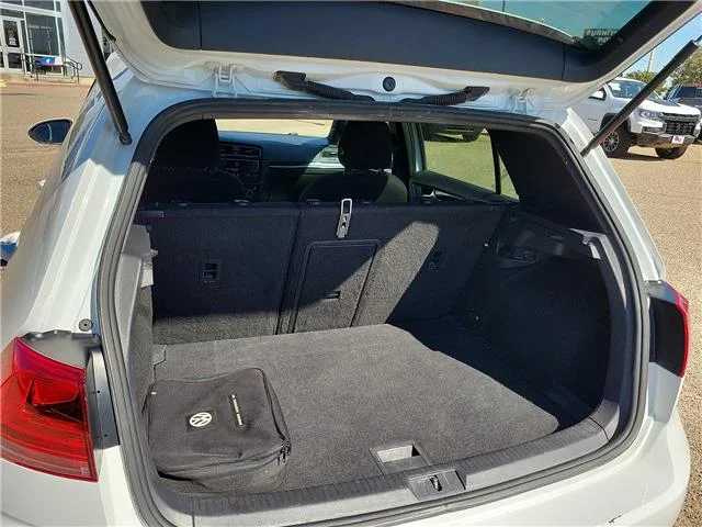 Used 2017 -Select- Volkswagen S 4-Door (DSG) image 8