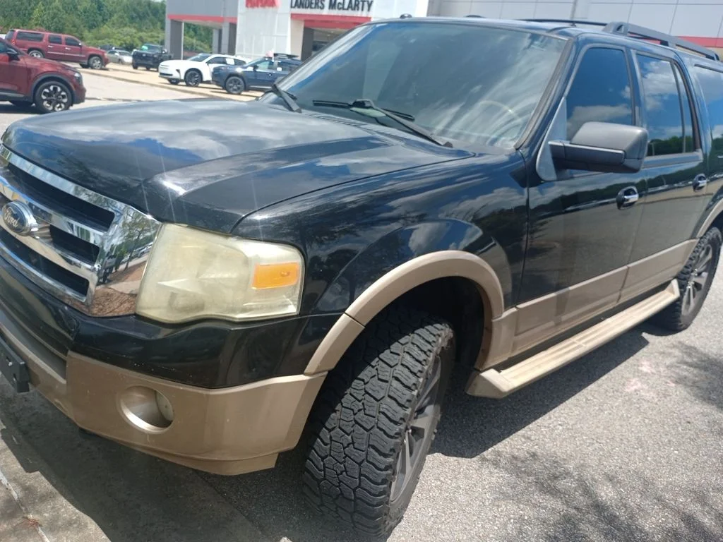 Used 2013 Black Ford  image 1