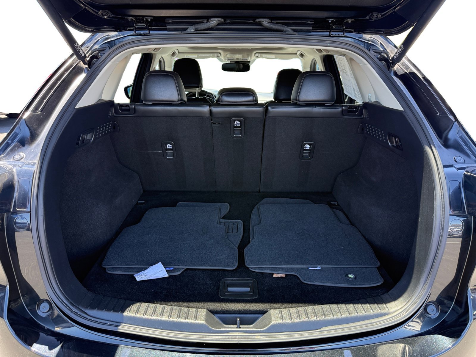 Used 2023 Jet Black Mica Mazda 2.5 S Preferred Package image 17