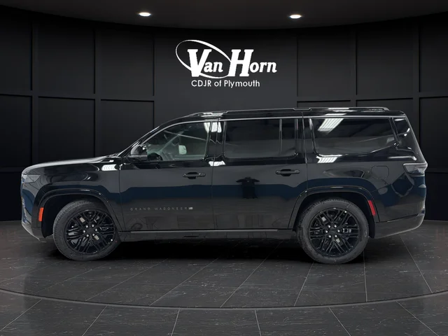 New 2026 High Gloss Black Exterior Paint Jeep Limited Reserve image 4