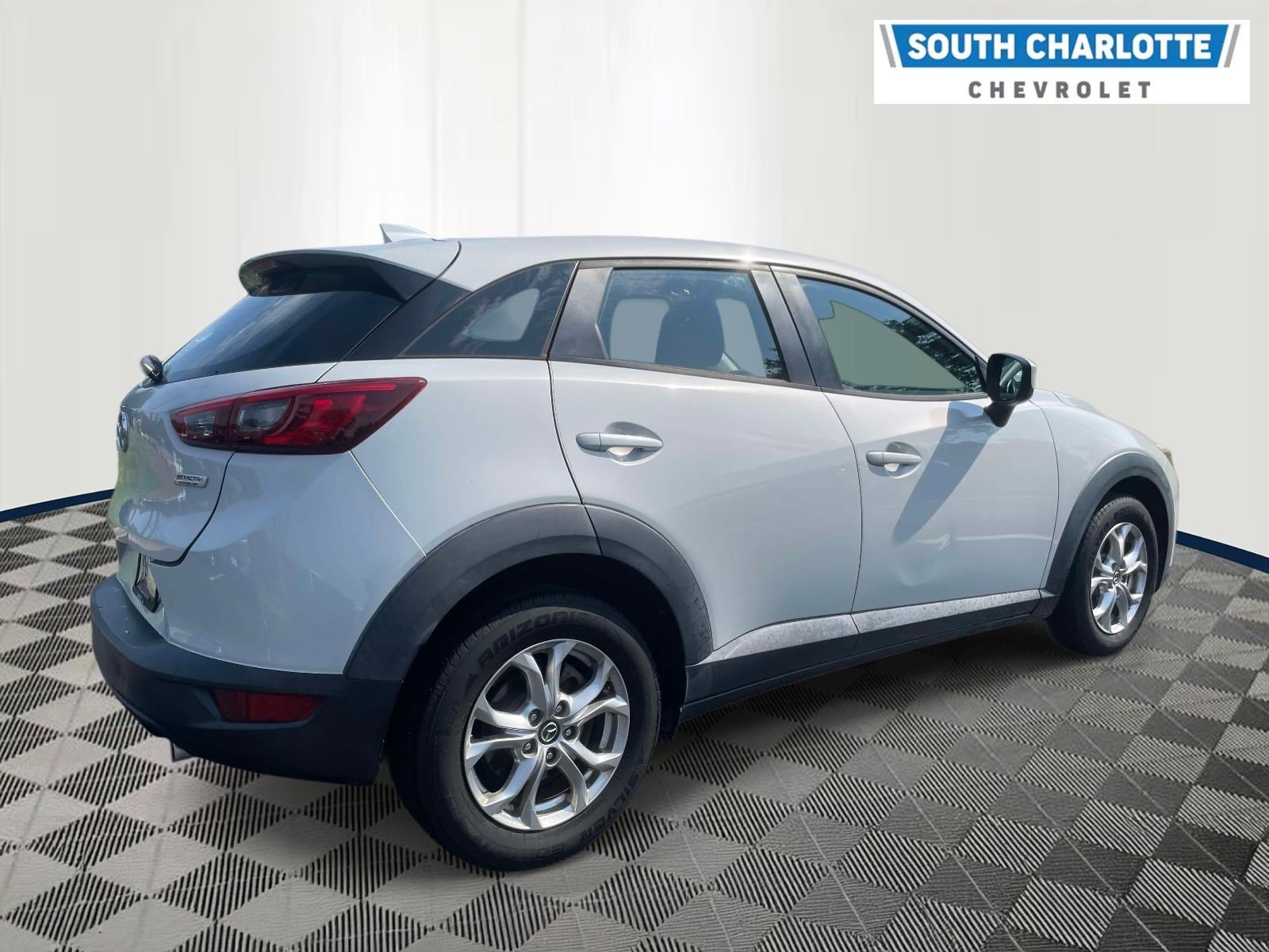 Used 2016 Silver Mazda Sport image 4