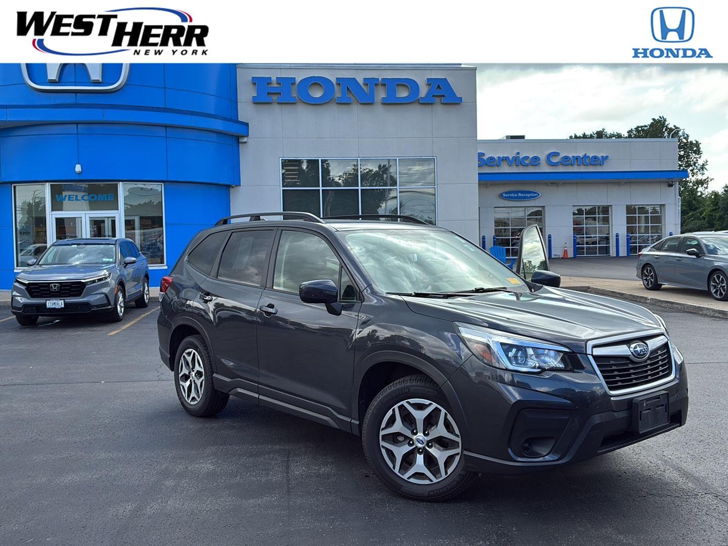 Used 2019 Dark Gray Metallic Subaru Premium image 1