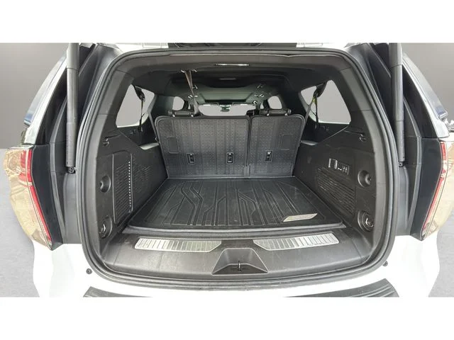 Used 2024 White Chevrolet Z71 image 32