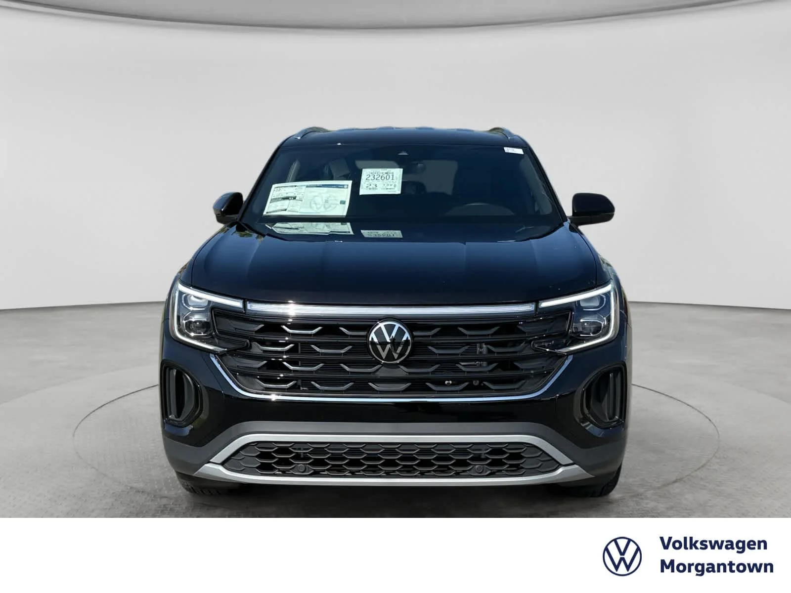 New 2026 Deep Black Pearl Volkswagen 2.0T SE image 2