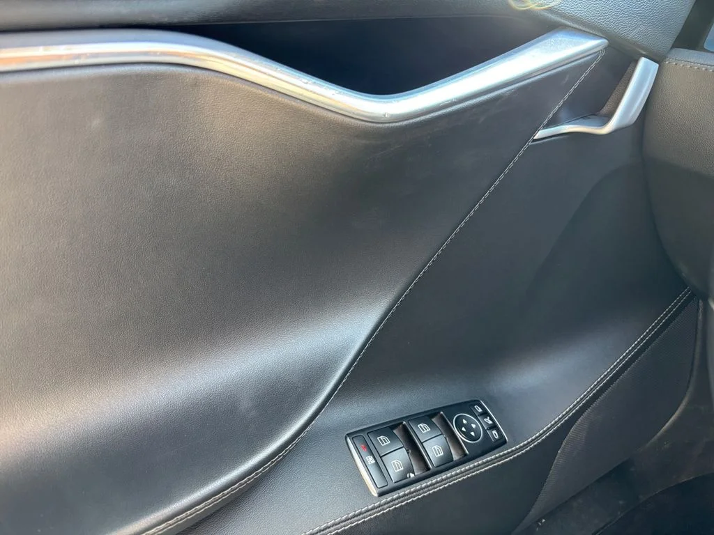 Used 2015 Gray Tesla 70D image 17