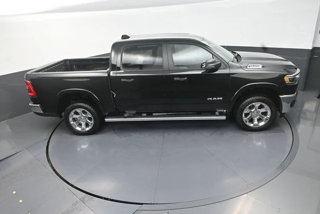 New 2026 Diamond Black Crystal Pearl-Coat Exterior Paint RAM Big Horn/Lone Star image 18