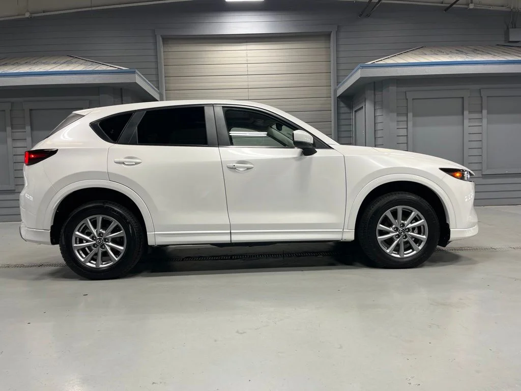 Used 2025 White Metallic Mazda 2.5 S Preferred Package image 8