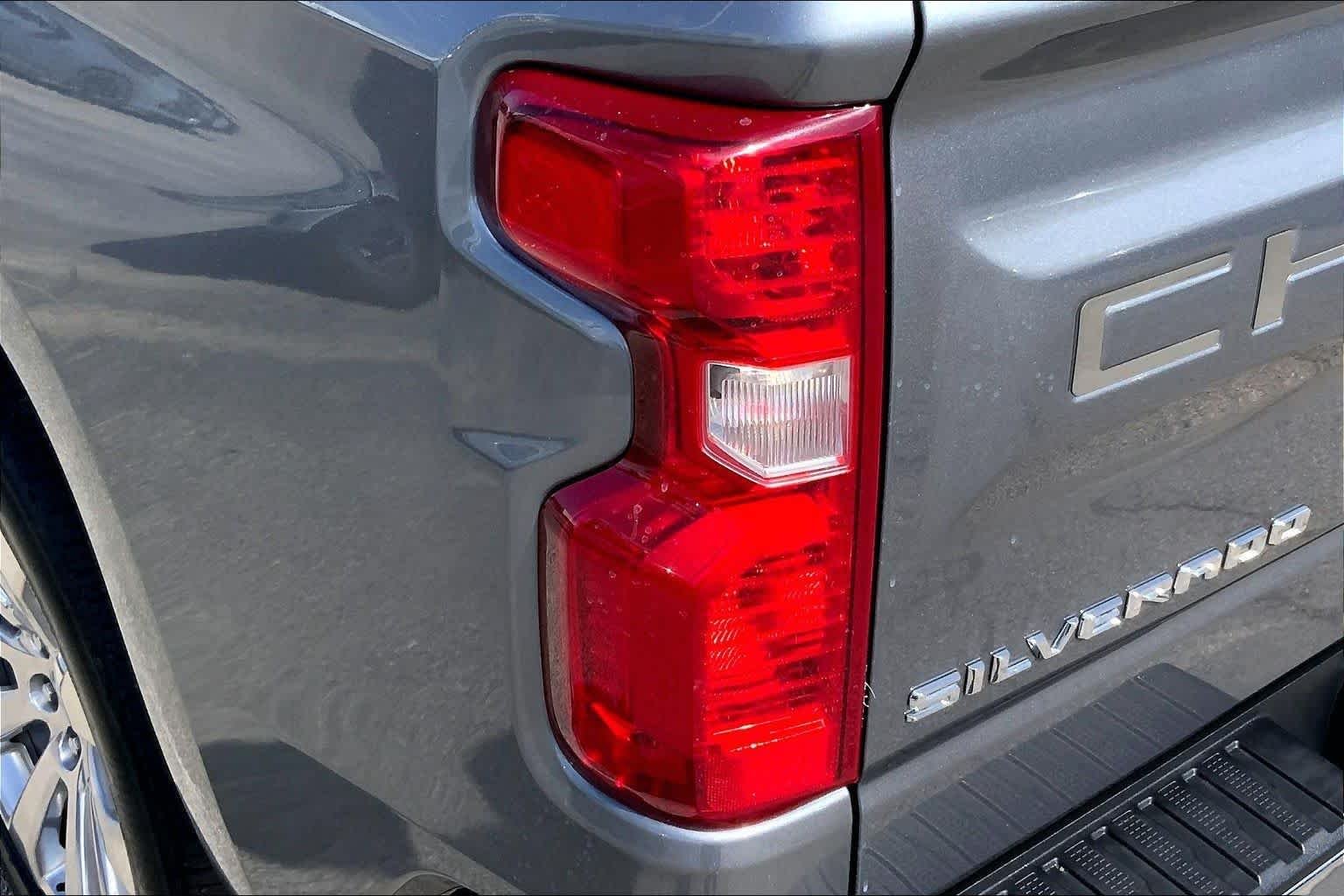 Used 2020 Satin Steel Metallic Chevrolet LT image 24