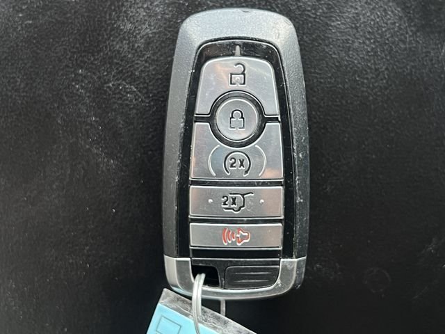 Used 2023 Silver Ford Limited image 27