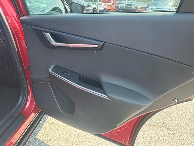 Used 2023 Runway Red Kia Wind image 11