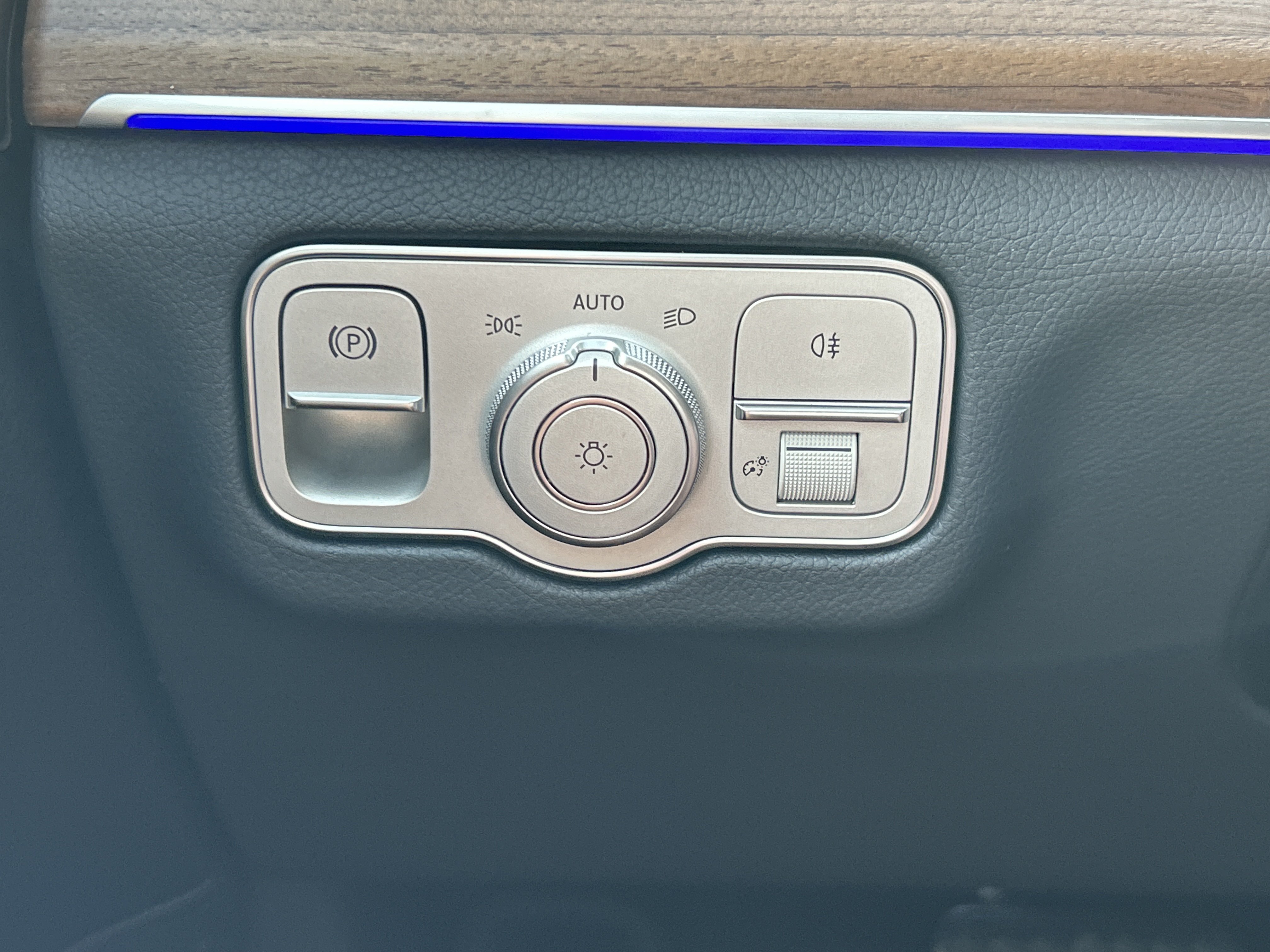 New 2026 Black Mercedes-Benz GLS 450 4MATIC® SUV image 23