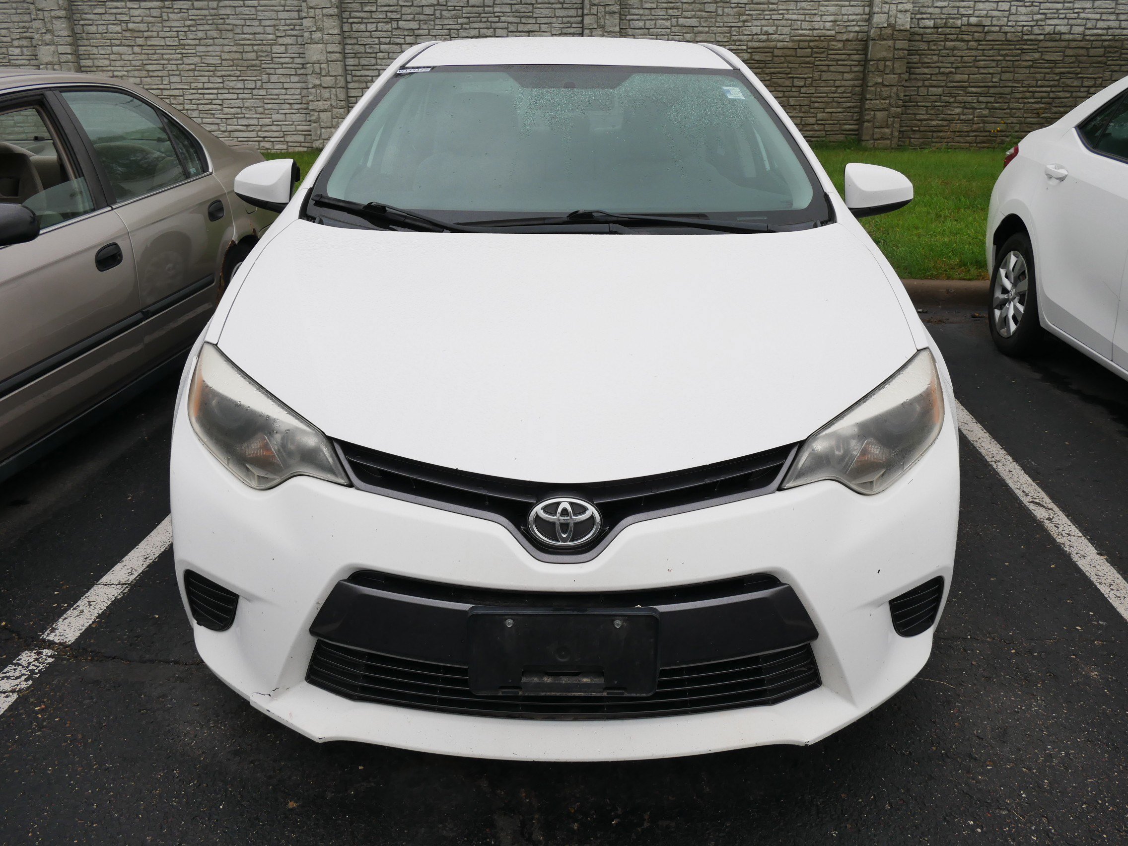 Used 2015 Toyota Corolla L with VIN 2T1BURHE6FC431992 for sale in Brooklyn Center, Minnesota