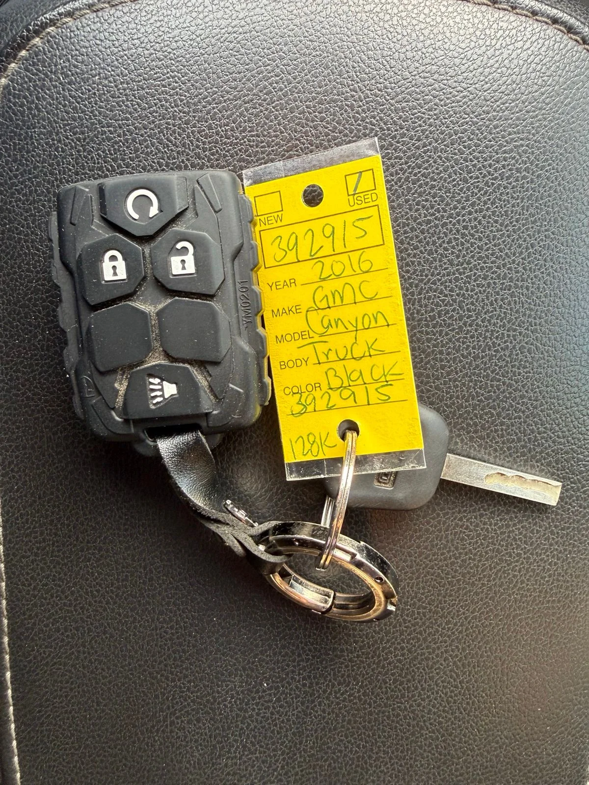 Used 2016 Black GMC SLE1 image 15