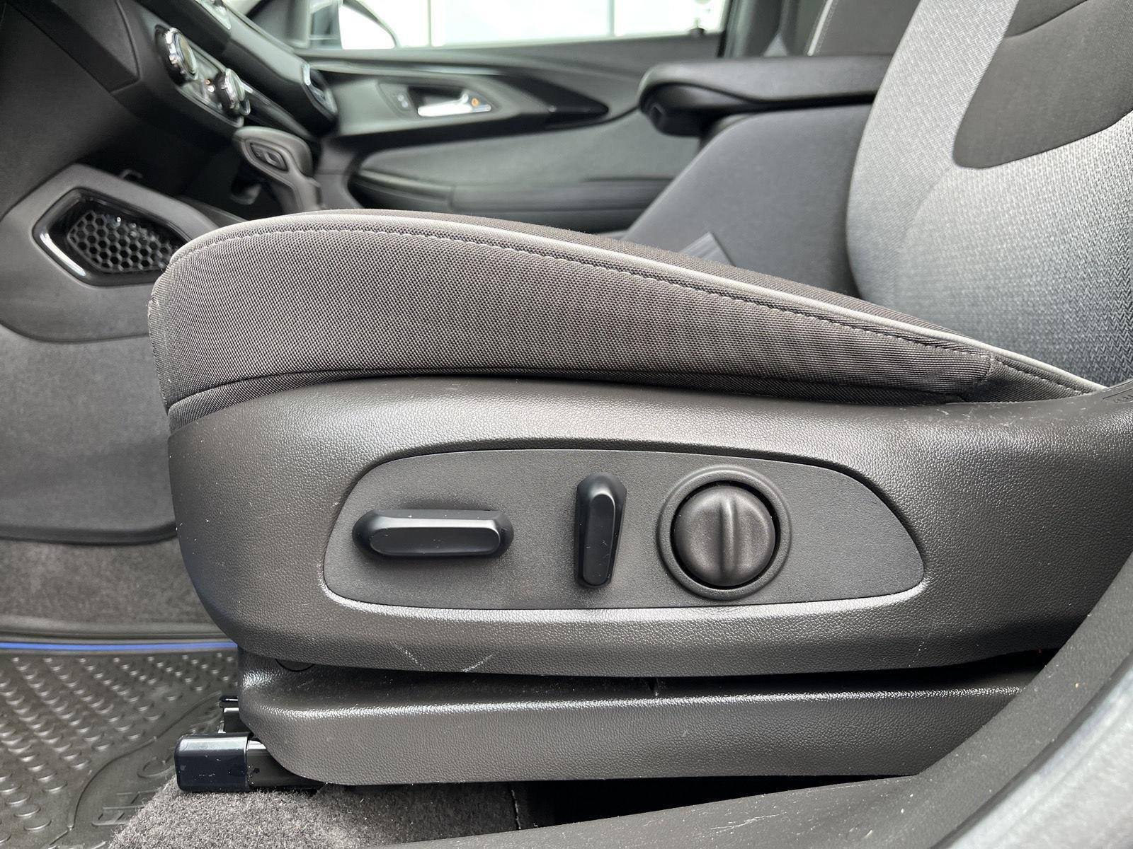 Used 2022 Mosaic Black Metallic Chevrolet LT image 14