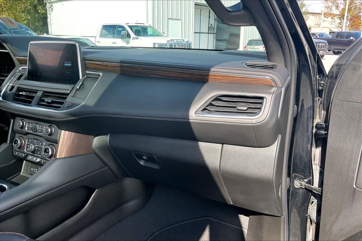 Used 2022 Black Chevrolet High Country image 17