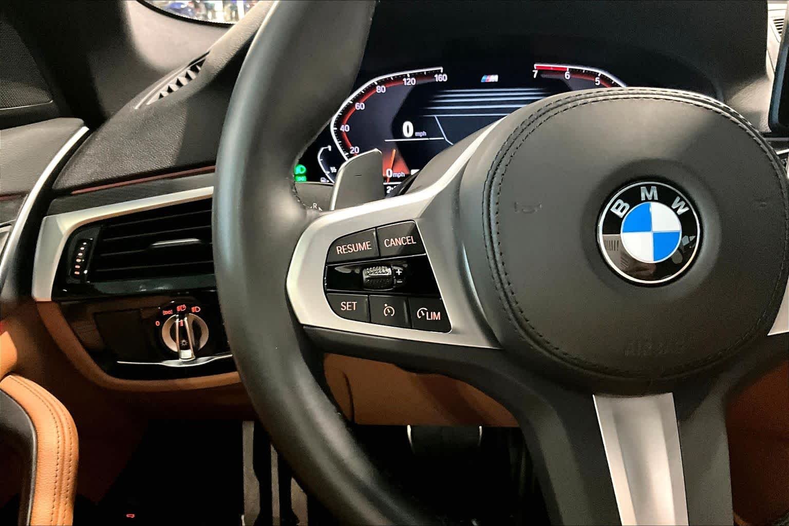 Used 2022 Bluestone Metallic BMW 530i image 21