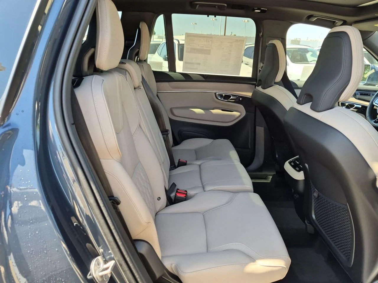 New 2027 DENIM BLUE Volvo Plus image 13