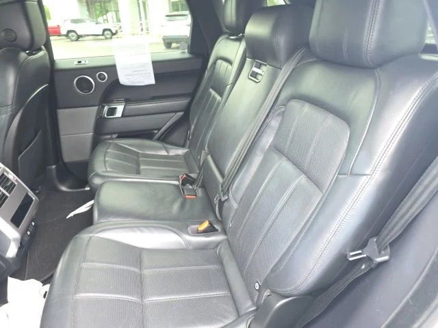Used 2020 Indus Silver Land Rover HSE image 9